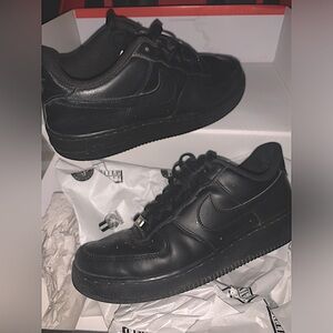 Nike “airforce 1 “ black - Size 8.5
